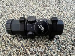 Leupold Gilmore Red Dot Sight with Mount