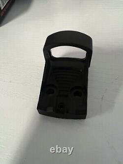 Shield Sights smsc 4 MOA Glass Red Dot Optic