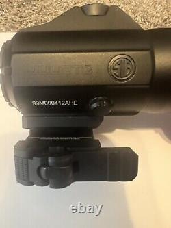 Sig Sauer Juliet3 3x24mm, Red Dot Sight Magnifier Excellent condition-SOJ31001