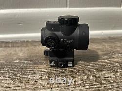 Trijicon 1x25mm MRO 2.0 MOA Red Dot Sight & ADM Quick Detach Mount RDS