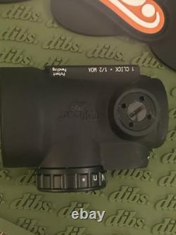 Trijicon MRO 1x25 2 MOA Red Dot Sight Illuminated with Picatinny Mount Black