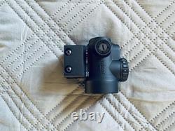 Trijicon MRO 1x25 Red Dot Sight 2.0 MOA Red Dot Full Cowitness Mount EXCELLENT