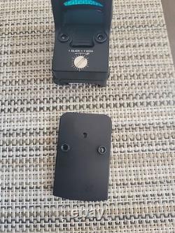 Trijicon RMR Type 2 RM06 Clone Red Dot Sight With Extra Screw And Mounting Plate