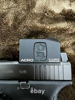 Very Lightly Used Aimpoint Acro P-1 Red Dot Reflex Sight No Mount 3.5 MOA