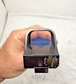 Vintage Gen 1 Bushnell holo sight tested, Red Dot Great shape