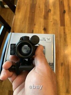 Vortex Strikefire II Red/Green Dot Sight with Cantilever Mount