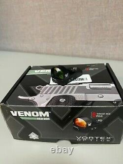 Vortex Venom Red Dot 6 MOA Dot Reticle VMD-3106 Display